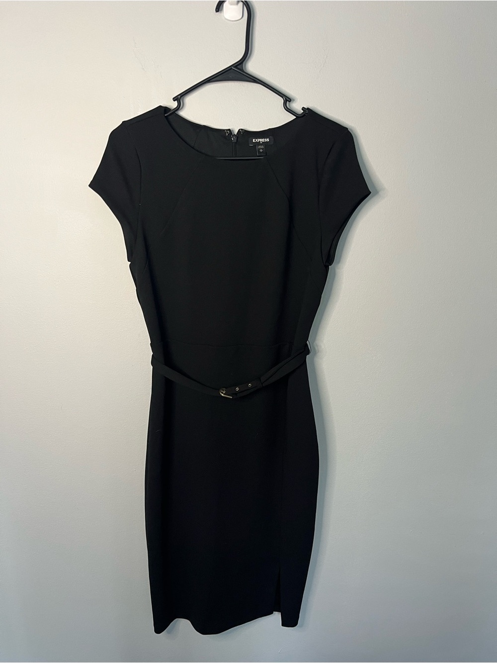 Express Black Cap-Sleeve Sheath Dress with Belt size Small - Picture 2 of 11